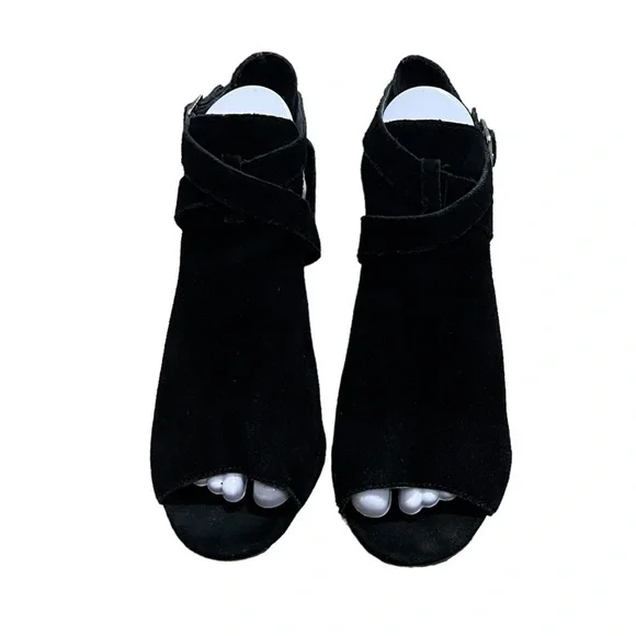 GAP Black Suede Peep Toe Ankle Strap Block Heel Sandals Size 7 Women's - Picture 3 of 9